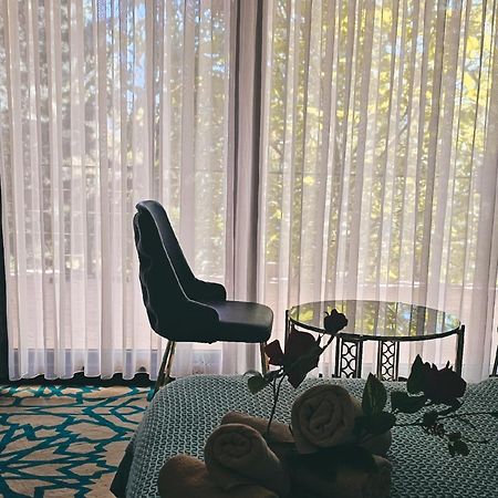 Hotel Mi Casa Skopje Esterno foto