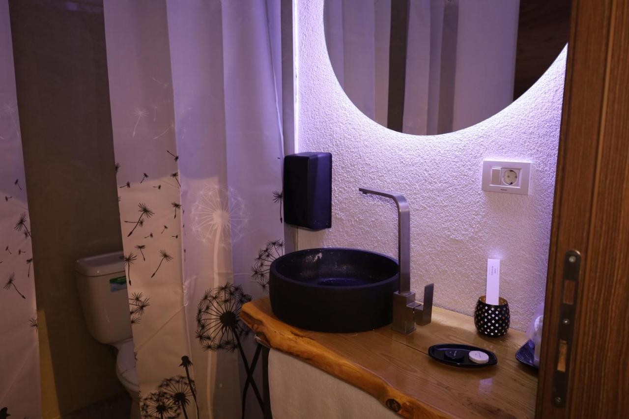 Hotel Mi Casa Skopje Esterno foto