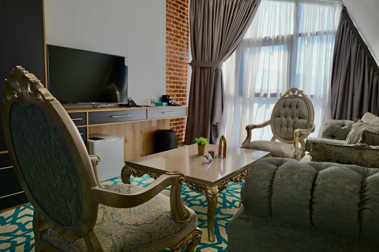 Hotel Mi Casa Skopje Esterno foto